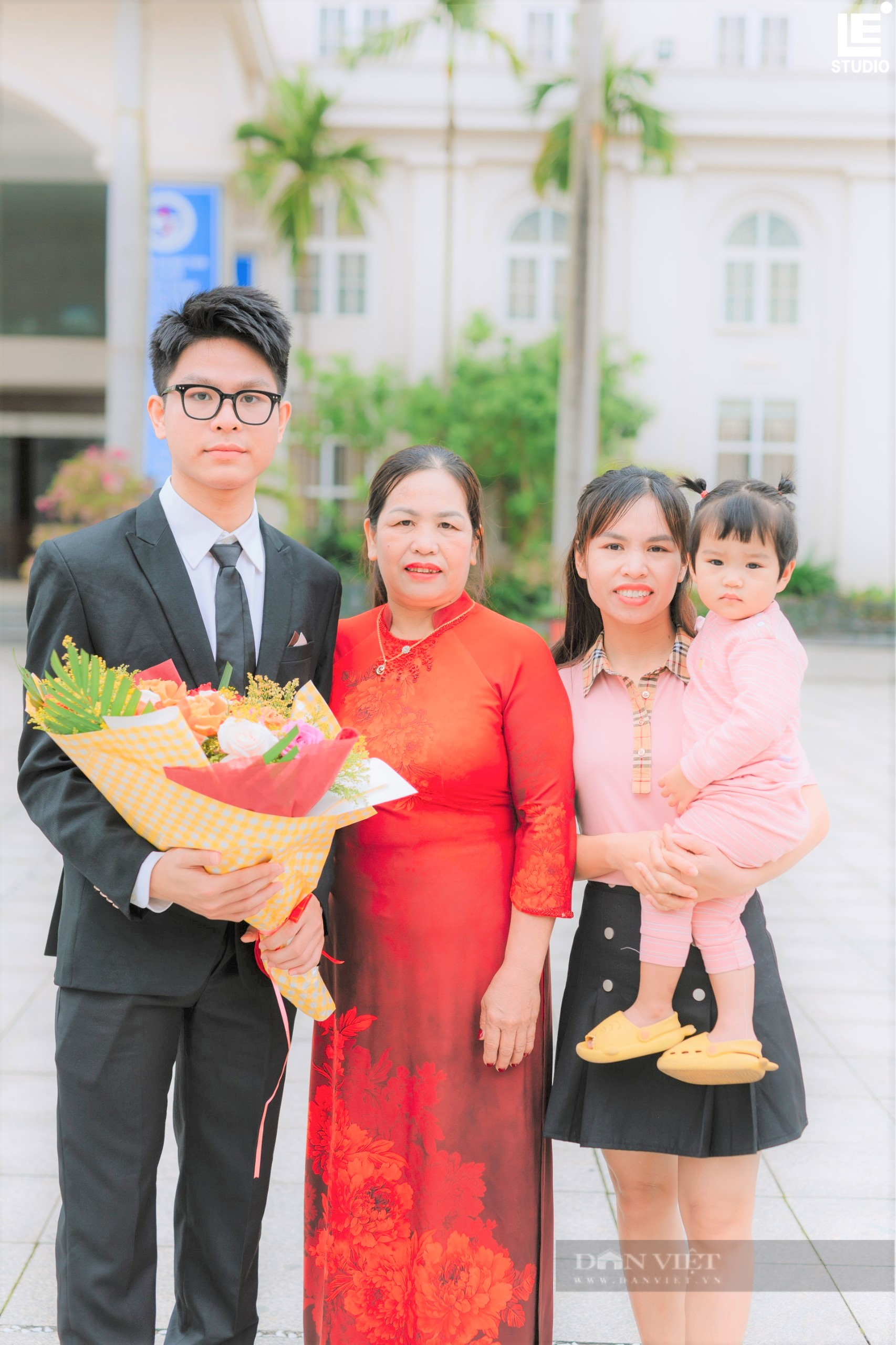 Hành trình “lột xác” để thay đổi cuộc đời của nam sinh Hà Tĩnh, giành 4 suất học bổng danh tiếng ở Mỹ - Ảnh 2.