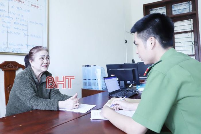 Cơ quan công an làm việc với bà Nguyễn Thị Nú...