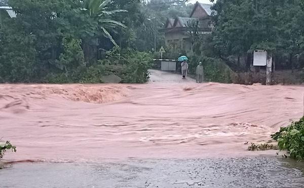 Quảng Trị: Giao thông miền núi bị ngập, chia cắt ảnh 2