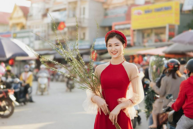 Hotgirl Hà Tĩnh từng thi Hoa hậu Việt Nam khoe nhan sắc đẹp tựa sương mai - 10