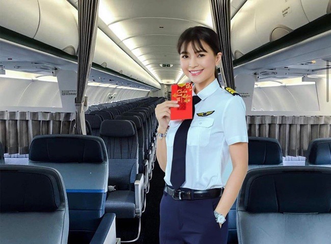 Người đẹp Quảng Trị bỏ 6 tỷ để trở thành nữ diễn viên Việt đầu tiên làm phi công, từng ký hợp đồng hôn nhân - 10